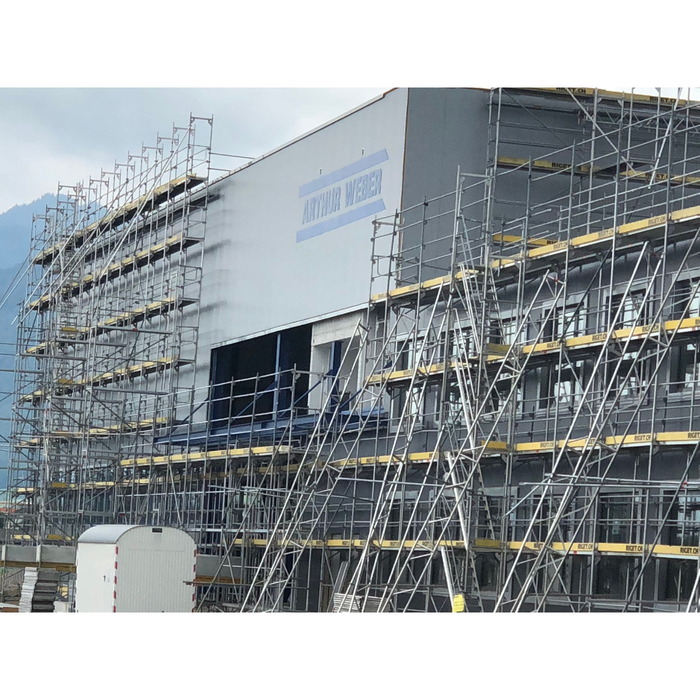 🏗️ Baureinigung – Projekt „Arthur Weber Handwerker und Logistikzentrum