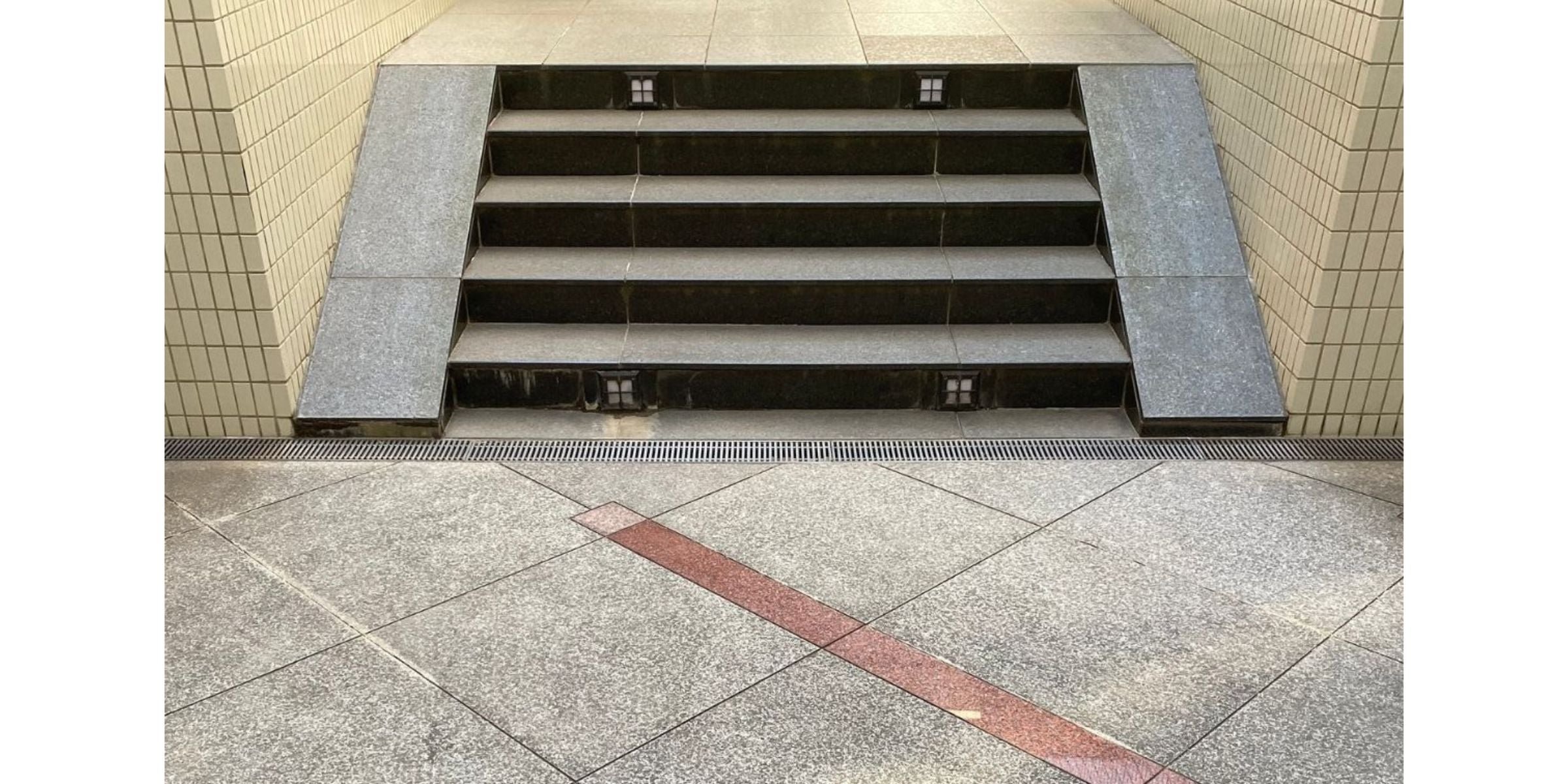 Treppe vor Reinigung